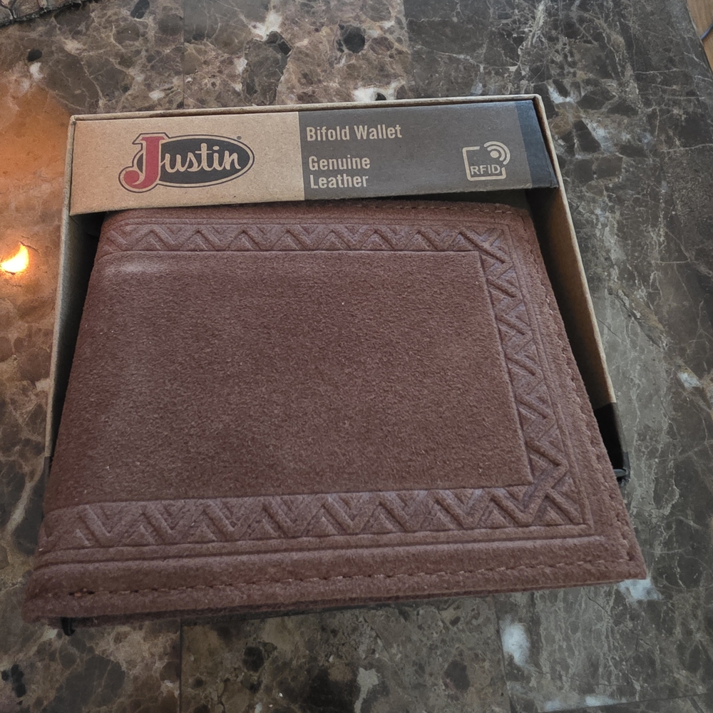 Justin Boots Tan Leather Bifold Wallet